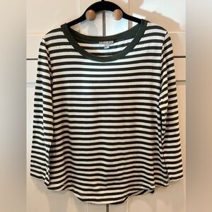 COS STRIPED 3/4 SLEEVE TEE, OLIVE & WHITE, SIZE M.